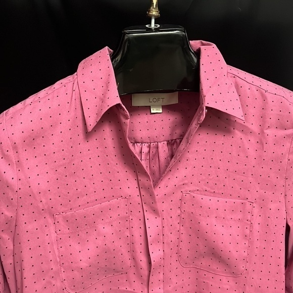 Loft- 3/4 button blouse mauve with black dot - Picture 2 of 6